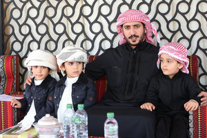 ناصر بن حمد يُنيب خالد بن حمد لافتتاح منافسات مسابقة البحرين للصقور والصيد