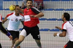 منتخب كبار اليد يخسر من مصر في افتتاح البطولة الودية