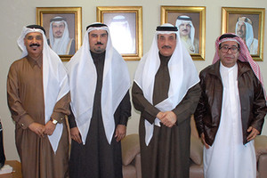 وزير 'العمل' يطلع على جهود جمعية حماية المستهلك البحرينية