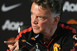 فان غال لا يشعر بالخوف من قدوم غوارديولا لإنجلترا