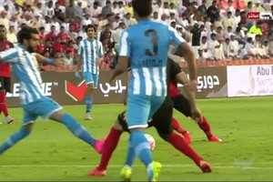 بطولة الإمارات: الأهلي يعيد الفارق مع العين إلى 3 نقاط