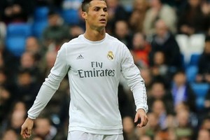 زيدان سيعيد رونالدو إلى مركزه الأصلي