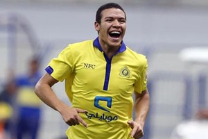 البرازيلي ماركينيوس يصل للرياض للانتظام في تدريبات النصر