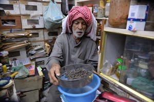 الحواج ...مستشفى قديم نظريته  ’’إن لم تنفعك فإنها لن تضرك’’