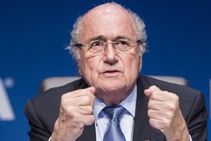 بلاتر يقرر التقدم باستئناف ضد عقوبة 'الفيفا'