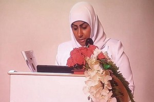 الطاقم التمريضي لعيادة متعددة التخصصات يعرض نتائج دراسات مرضى السكلر للمرة الأولى