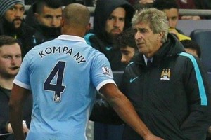 غياب كومباني عن مانشستر سيتي قد يمتد لنهاية الموسم