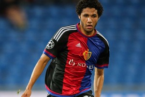 أرسنال يؤكد التعاقد مع الدولي المصري النني