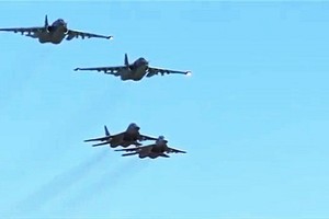  مقاتلات سورية من طراز ميغ 29 توفر غطاء جويا لقاذفات روسية خلال تدميرها أهدافا لـ'داعش'