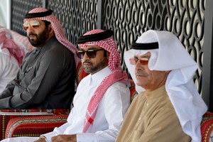 انطلاق الأسبوع الثاني من مسابقة البحرين للصقور والصيد على كأس فيصل بن راشد