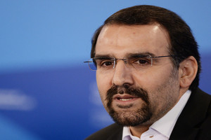 إيران تبحث إلغاء التأشيرات للسياح الروس