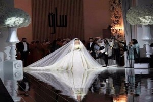 الكويت... سارة الصباح تتوج ملكة في حفل زفاف أسطوري 