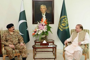 رئيس وزراء ورئيس أركان الجيش الباكستاني يتوجهان إلى السعودية وإيران في مهمة سلام