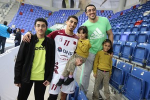 دعم عائلي للقطري عبدالرزاق أحمد