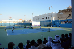 رئيس الأمن العام يتوج فريق طيران الشرطة بكأس بطولة التنس الزوجي للضباط