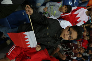 'الجمهور البحريني الوفي ... نجم تحت العدسة'