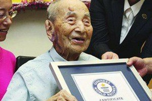 وفاة أكبر معمر في العالم عن عمر يناهز 112 عاماً