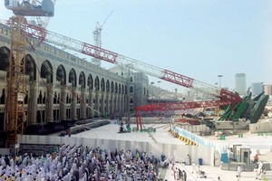 السعودية: ملف سقوط «رافعة الحرم» إلى «الادعاء العام» من جديد