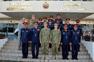 قائد خفر السواحل يستقبل قائد خفر السواحل بمنطقة المحيط الأطلسي بأميركا