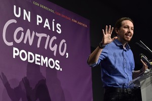 اتصالات إيرانية بزعيم حزب بوديموس الإسباني تسبب جدلاً في مدريد