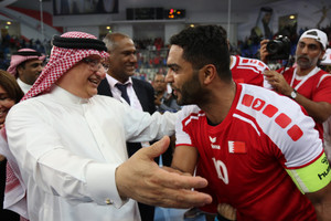 عسكر يهنيء القيادة بتأهل منتخب اليد لكأس العالم