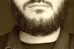 دراسة: «اللحية» تحمل مضادات حيوية