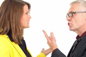 إذا لم ينفع الإطراء فتعلم كيف تنتقد سلوك شريك حياتك