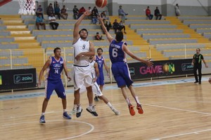 النجمة يضرب موعدا مع الحالة في كأس السلة