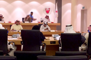 المرور: تحرير المخالفات المرورية في جميع المناطق دون استثناء 