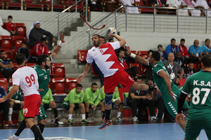 صادق علي... تألق بالتخصص في مباريات السعودية