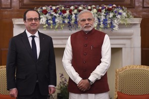 هولند من الهند: التهديدات الإرهابية لن ترهب فرنسا