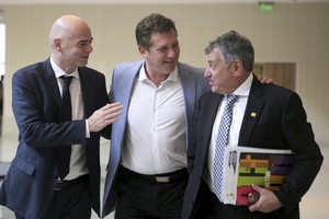 انفانتينو يشارك في اجتماعات كونميبول في إطار حملته الانتخابية لرئاسة 'الفيفا'