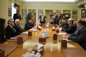 المعارضة السورية: إجماع داخل الهيئة العليا للمفاوضات على أن نكون إيجابيين في الرد على الدعوة لمحادثات جنيف