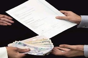 السعودية: السجن عاماً لأكاديمي تورَّط في تزوير شهادة الدكتوراة