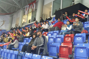 الجالية الكورية تواصل دعمها للمنتخب