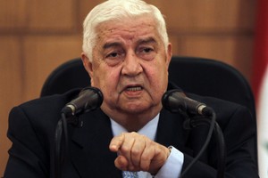 موسكو: المعلم سيقود وفد الحكومة السورية في محادثات السلام