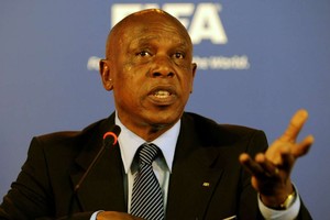 سيكسويل: سيعمل على عدم وصول مرشح أوروبي إلى منصب  'رئاسة الفيفا'