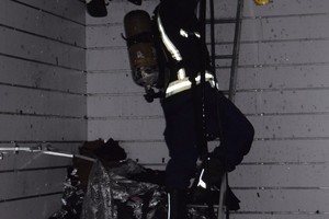 السيطرة على حريق اندلع بأحد المحلات بالمنامة