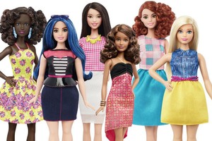 باربي جديدة بوزن زائد