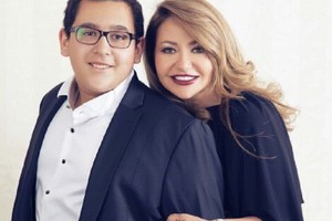 بالصور... تعرف على أبن الفنانة ليلى علوي