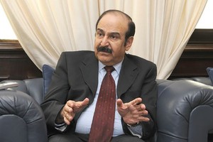 وزير الطاقة عبدالحسين ميرزا: البحرين تطرح نفسها مركزاً لتوزيع الغاز الروسي المسال في الخليج