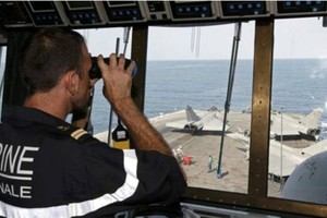 قائد الحملة الجوية الفرنسية: 'داعش أصبحت في موقع الدفاع'