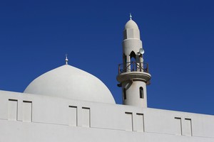 تنوع هندسي لمآذن مساجد البحرين