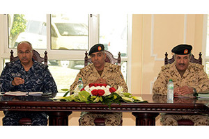 النعيمي يترأس اجتماع برنامج اختبار تقييم الجاهزية القتالية والإدارية