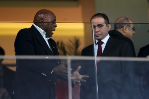 انتخابات الفيفا: الأمير علي ينتقد تكتيك منافسيه