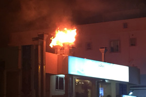 نشوب حريق في مدخنة أحد المطاعم بمنطقة سند 