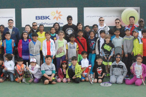 80 ناشئ يشاركون في مهرجان البراعم بنادي البحرين للتنس