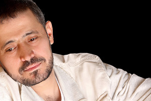 جورج وسوف: ألغيت الحفل لوفاة «والدة بشار» وبأوامر منه سأغني في عيد الحب