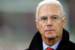 لجنة القيم بـ 'الفيفا' تغرم بيكنباور