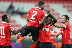 بطولة الإمارات: الأهلي يعتلي الصدارة